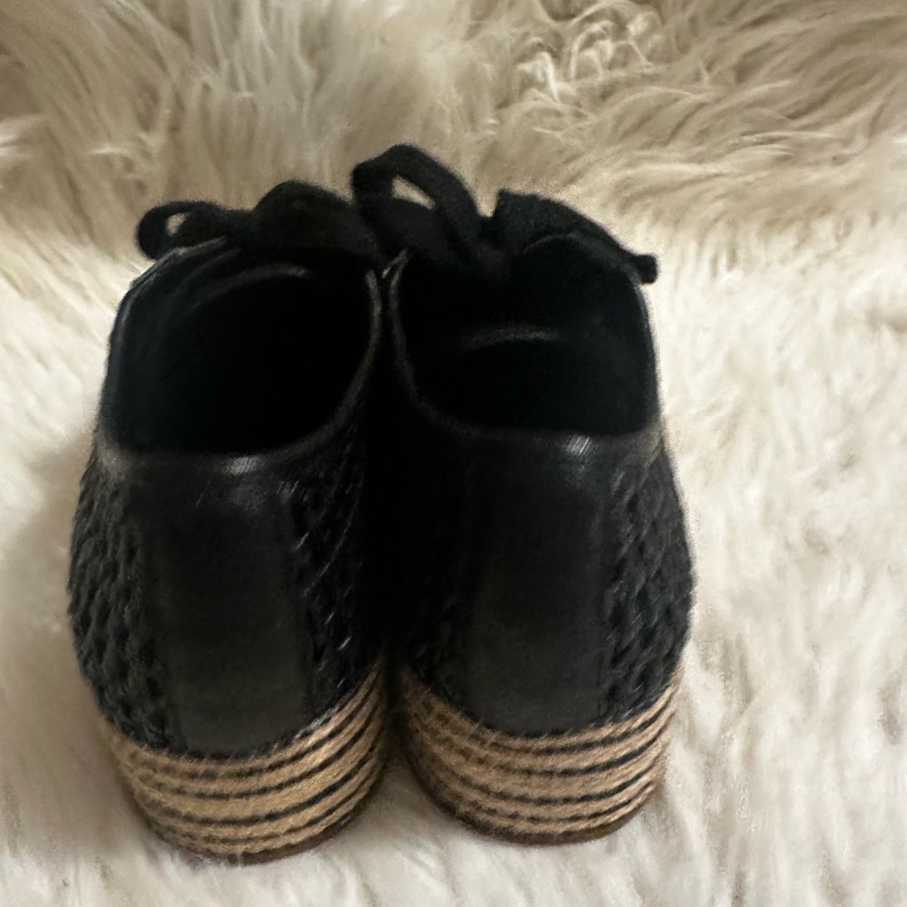 Vince Camuto Merlea Woven Platform Sneakers - Picture 5 of 12